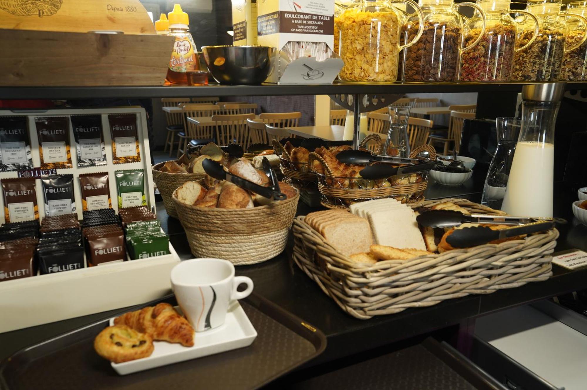 Anais Hotel Bourges Nord Saint-Doulchard Kültér fotó